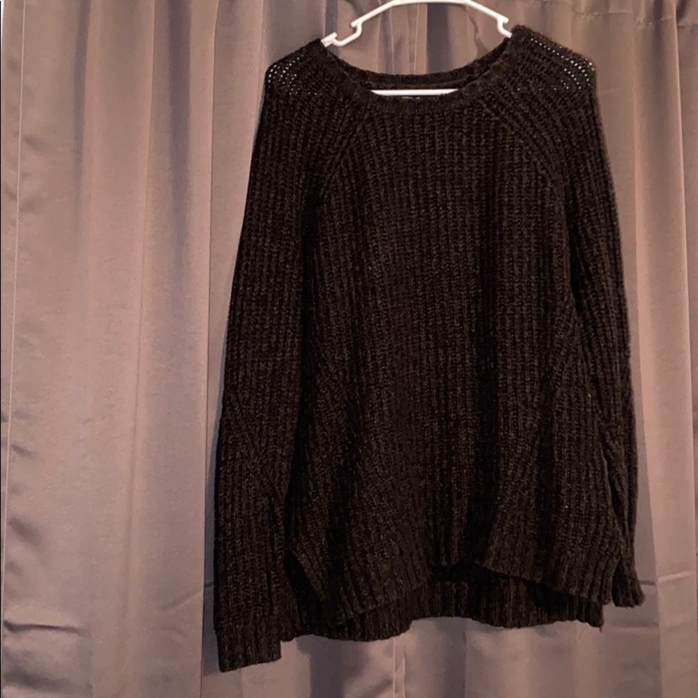 Women’s American Eagle Sweater
